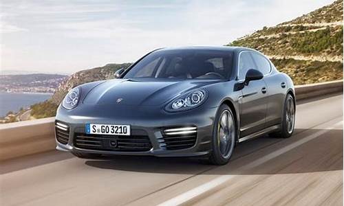 保时捷 panamera4_